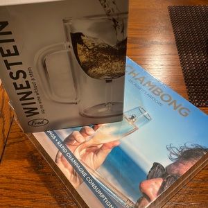 Wine Champagne wedding Xmas Gifts NWT set of 2